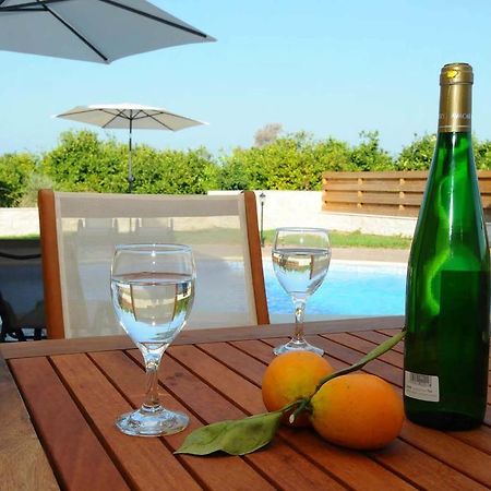 Citrus Grove Villa Argaka Bilik gambar
